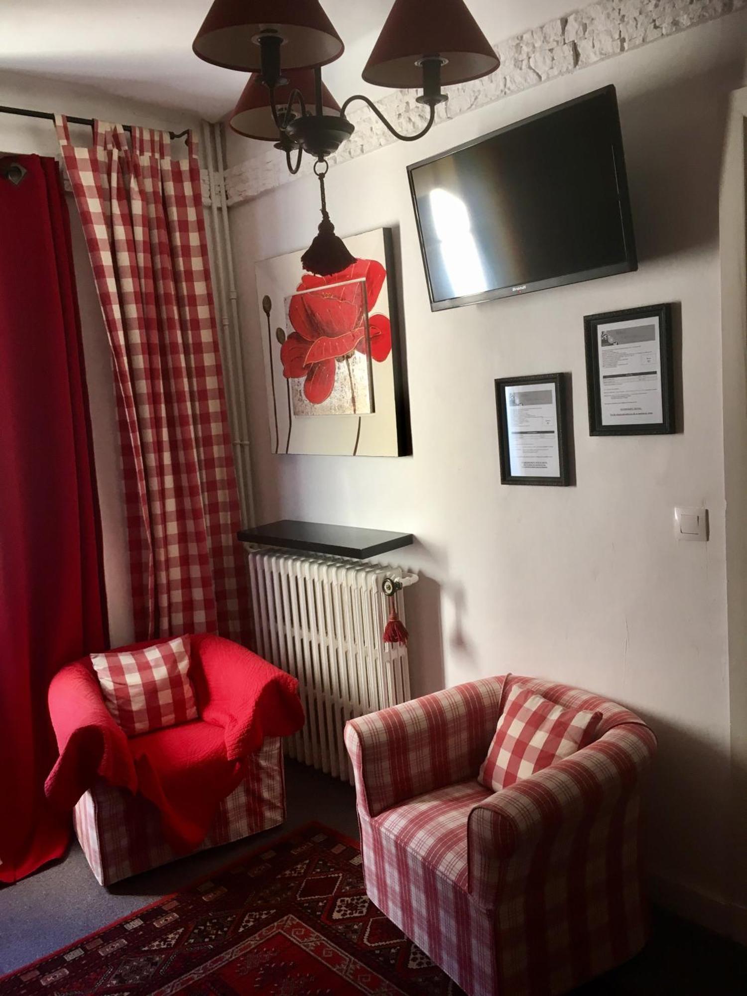 Hotel Boutique Saint-Louis Lisieux Exterior foto