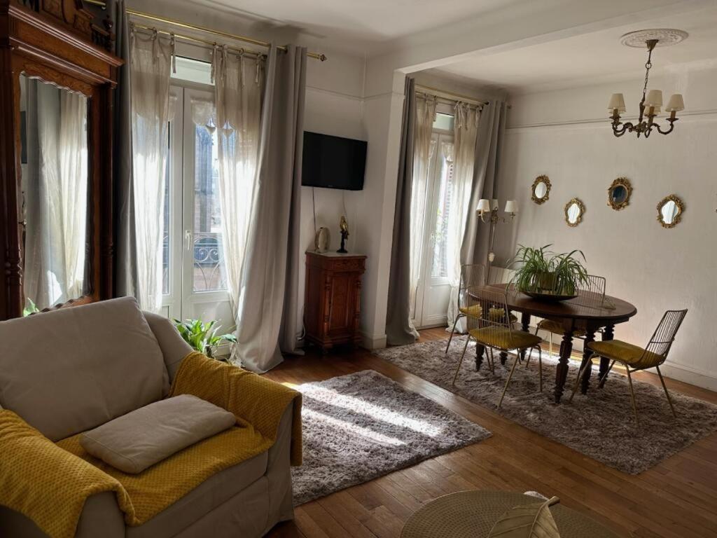 Hotel Boutique Saint-Louis Lisieux Exterior foto